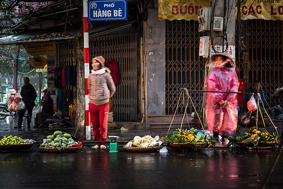 Women selling Fruit in Old Quarters